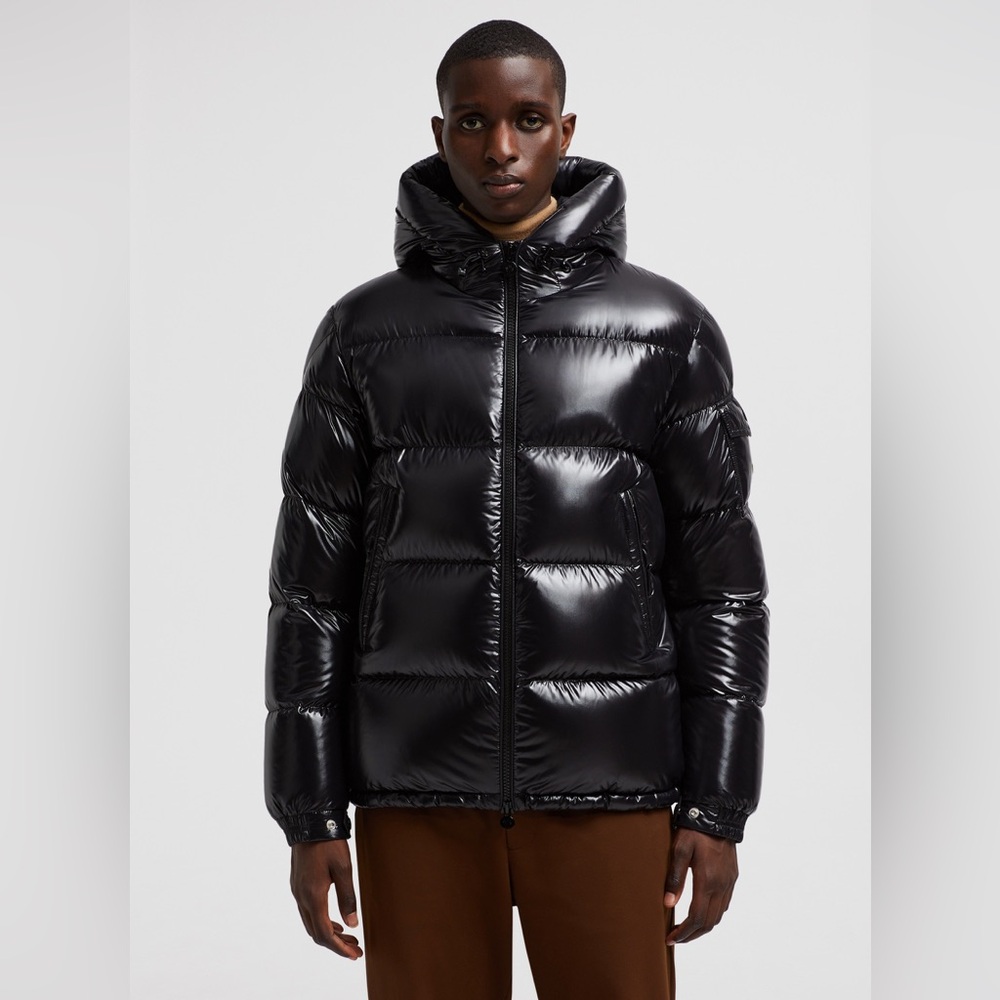 BNWT Men’s Moncler Ecrins Giubbotto puffer size 4/XL